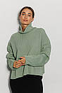 В'язаний жіночий оверсайз светр фісташковий із розрізами з боків, фото 3