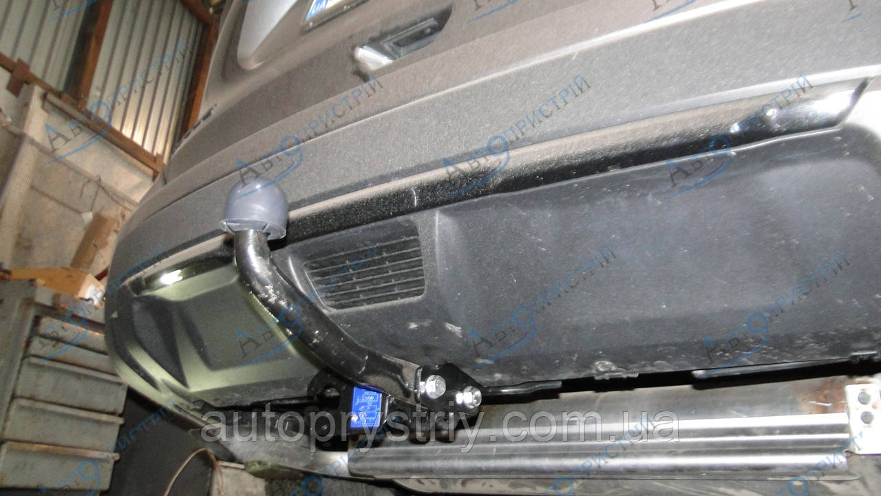 Фаркоп - Nissan Rogue USA Кросовер (2014-2020) з'ємний на 2 болтах