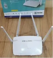 Беспроводной маршрутизатор 2.4GHz 300 Mbps 4 антенны 2 порта, Мощный вай фай роутер для интернета pot