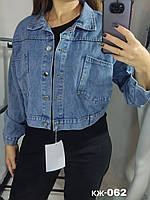 Джинсова куртка вітровка оверсайз  укорочена голубого кольору / розміри  M, L