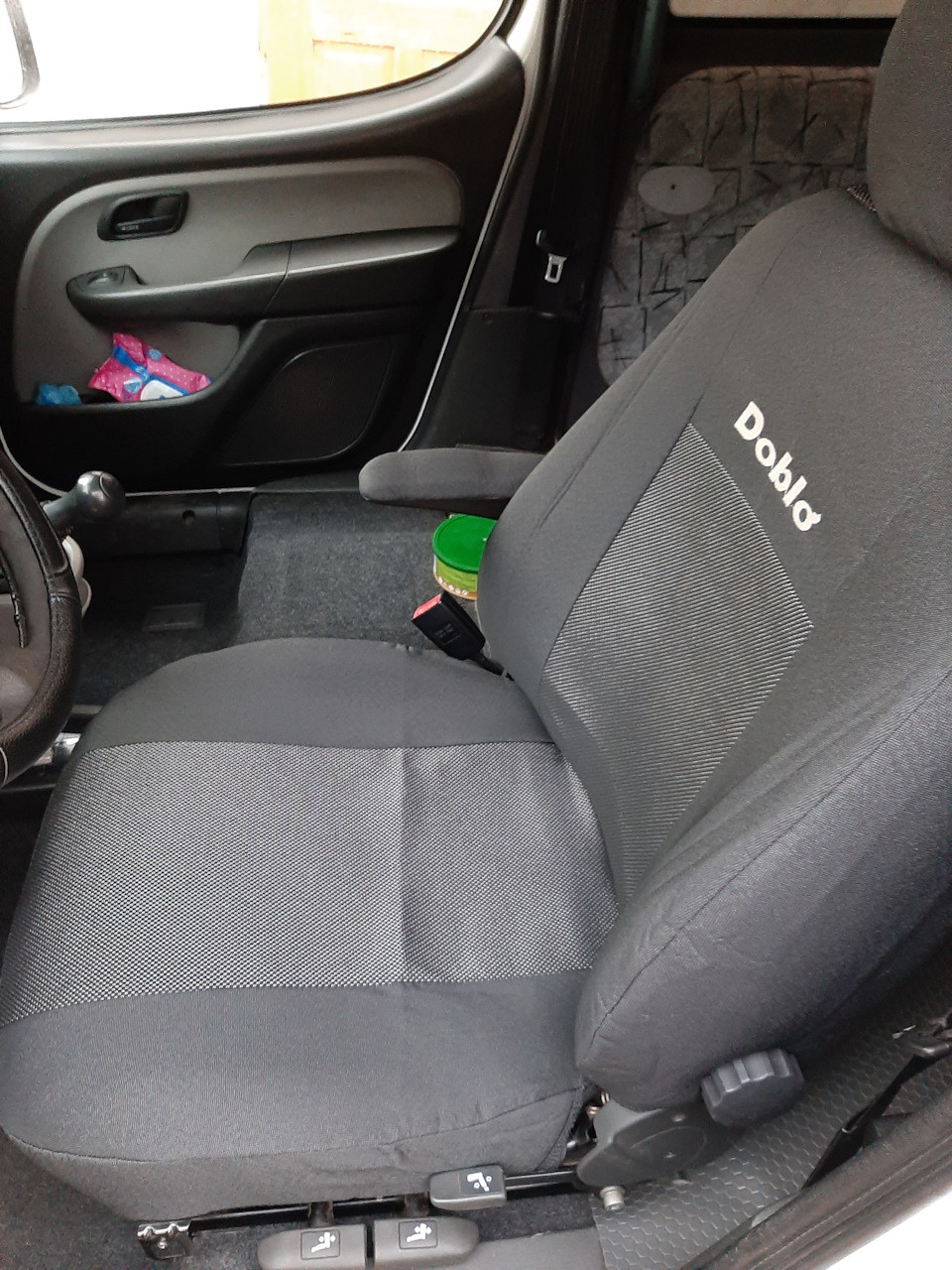 Чохли на передні сидіння для Fiat Doblo 2000-2010