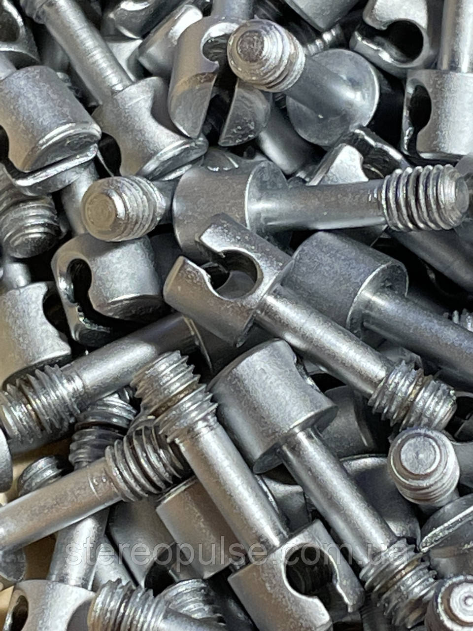 Гвинт рековий невипадаючий   М5 х 23