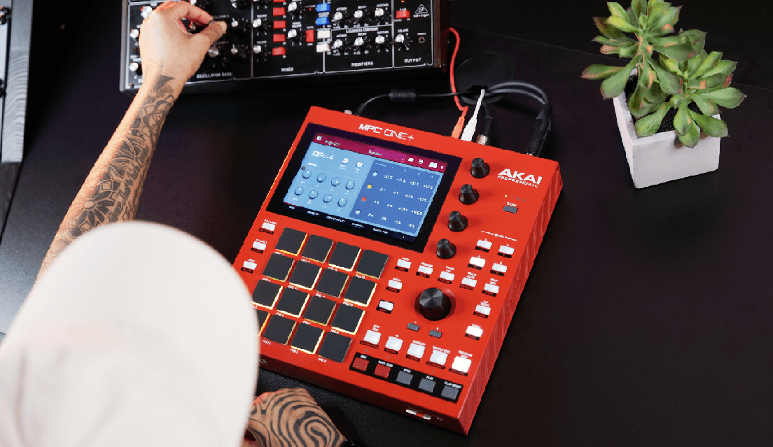 AKAI MPC ONE+ 赤 AKAI ( アカイ ) MPC ONE+ 送料無料 | サウンドハウス