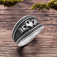 Кольцо серебрянное обручальное широкое Кладдах оксидированное, ирландское колечко с сердцем черненое