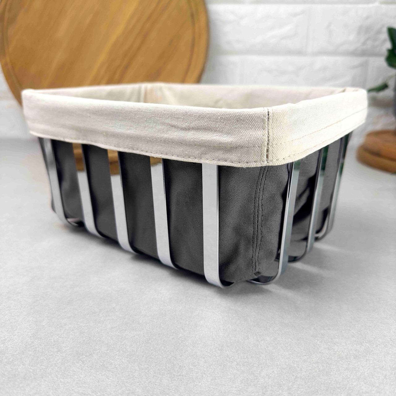 Металевий кошик для хліба зі знімним чохлом 22.5*16.5см Silver