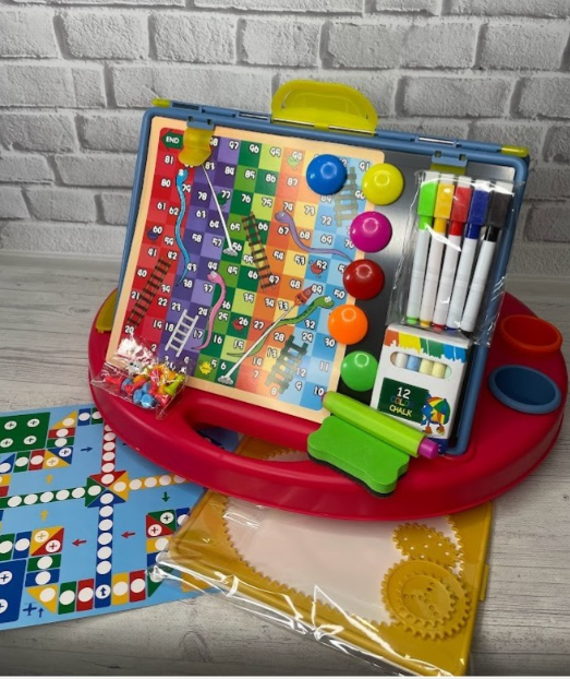 Дитяча двостороння "Дошка-мольберт 050-32" для малювання та творчості з підставкою для приладдя, фото 1