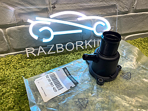 Корпус термостата (термостат) 1.4-1.6 8V, 1.4-1.6 16V Renault Laguna 2, Megan 2, Daster Лагуна 2 Меган Дастер