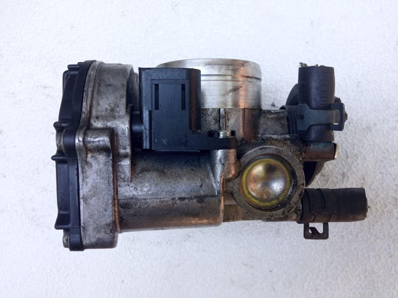 Дросельна заслінка Audi A3 XKL VDO W 06A133 064J / 408 237/111/012 / 06a133064j