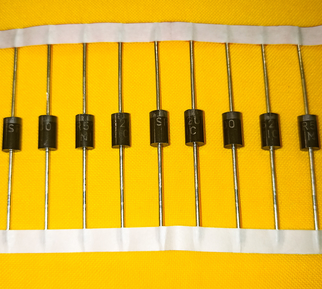 Діод Шотки SR5200 DO-201 5A 200V, фото 1