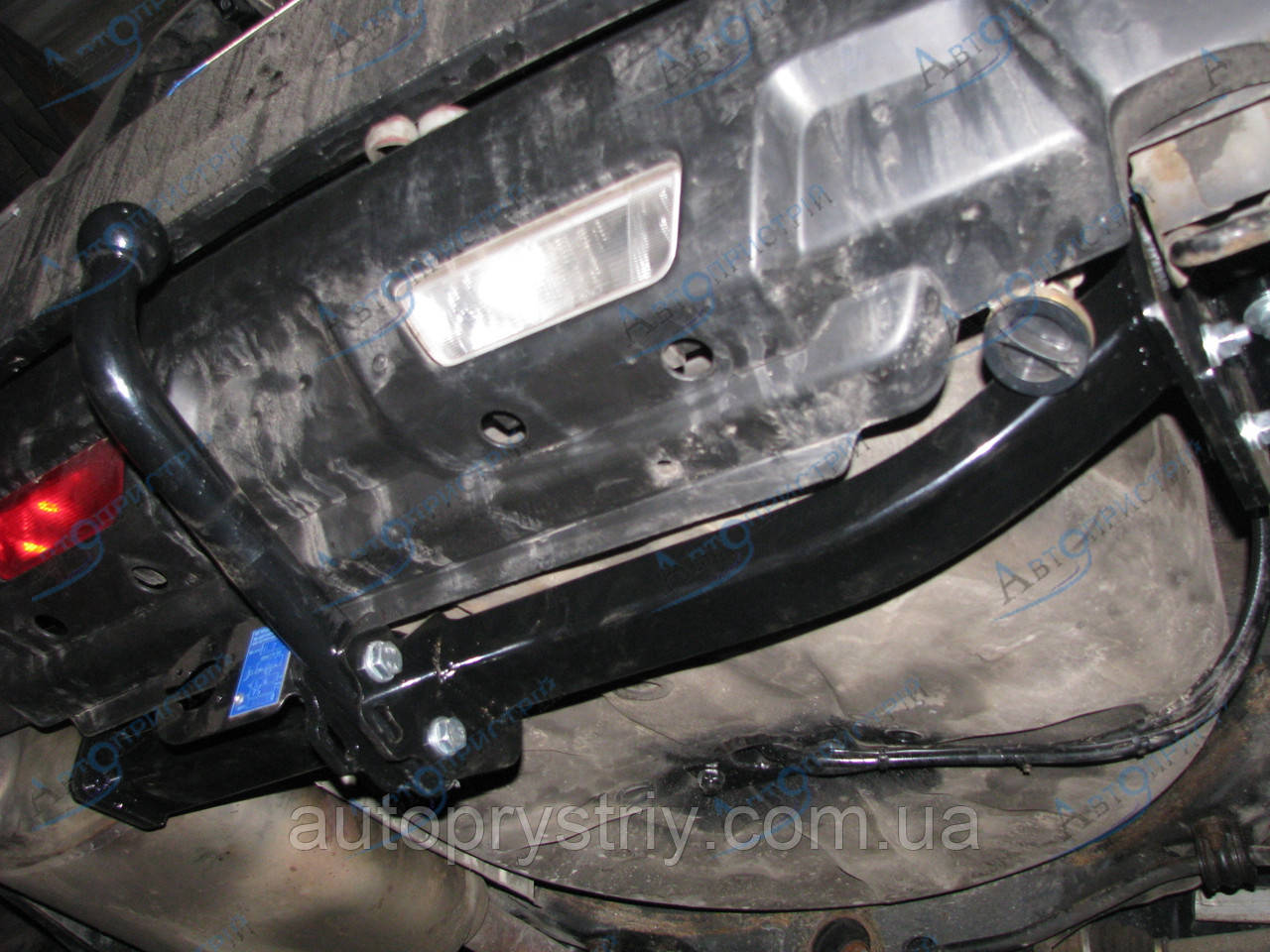Фаркоп - Nissan X-Trail (T31) Позашляховик (2007-2014) з'ємний на 2 болтах