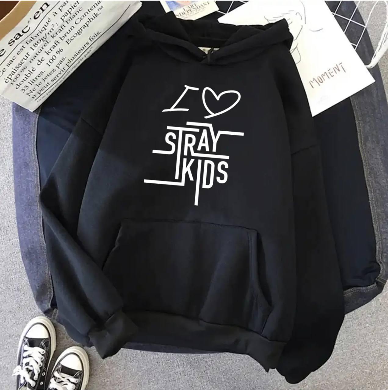 Стильне жіноче худі з крутим принтом Stray Kids