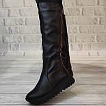 Жіночі зимові шкіряні високі чорні чоботи на невеликій платформі в 36 розмірі, фото 2
