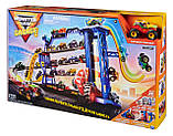 Spin Master Monster Jam Garage Playset and Storage. Гараж і трек для монстр-траків з ліфтом, світлом та звуками, фото 2