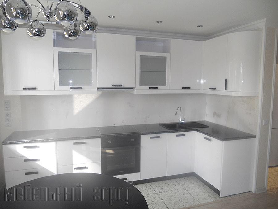 Кухня на замовлення BLUM-038 фарба за RAL каталогом