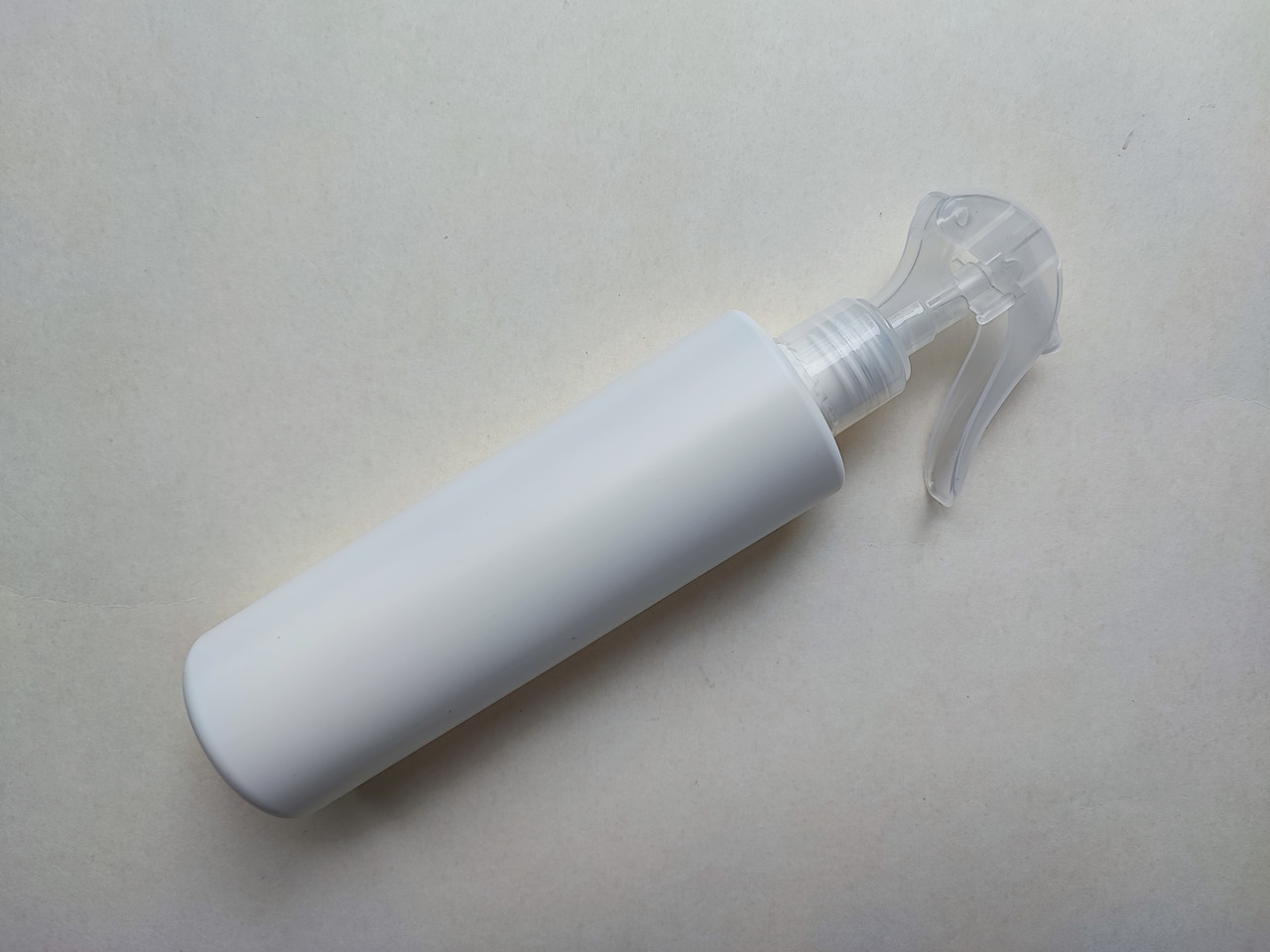 250 мл/24мм Поліетилен, HDPE білий ЦИЛІНДР з прозорим мінітриггером для рідин, антисептика кругла пляшка, флакон