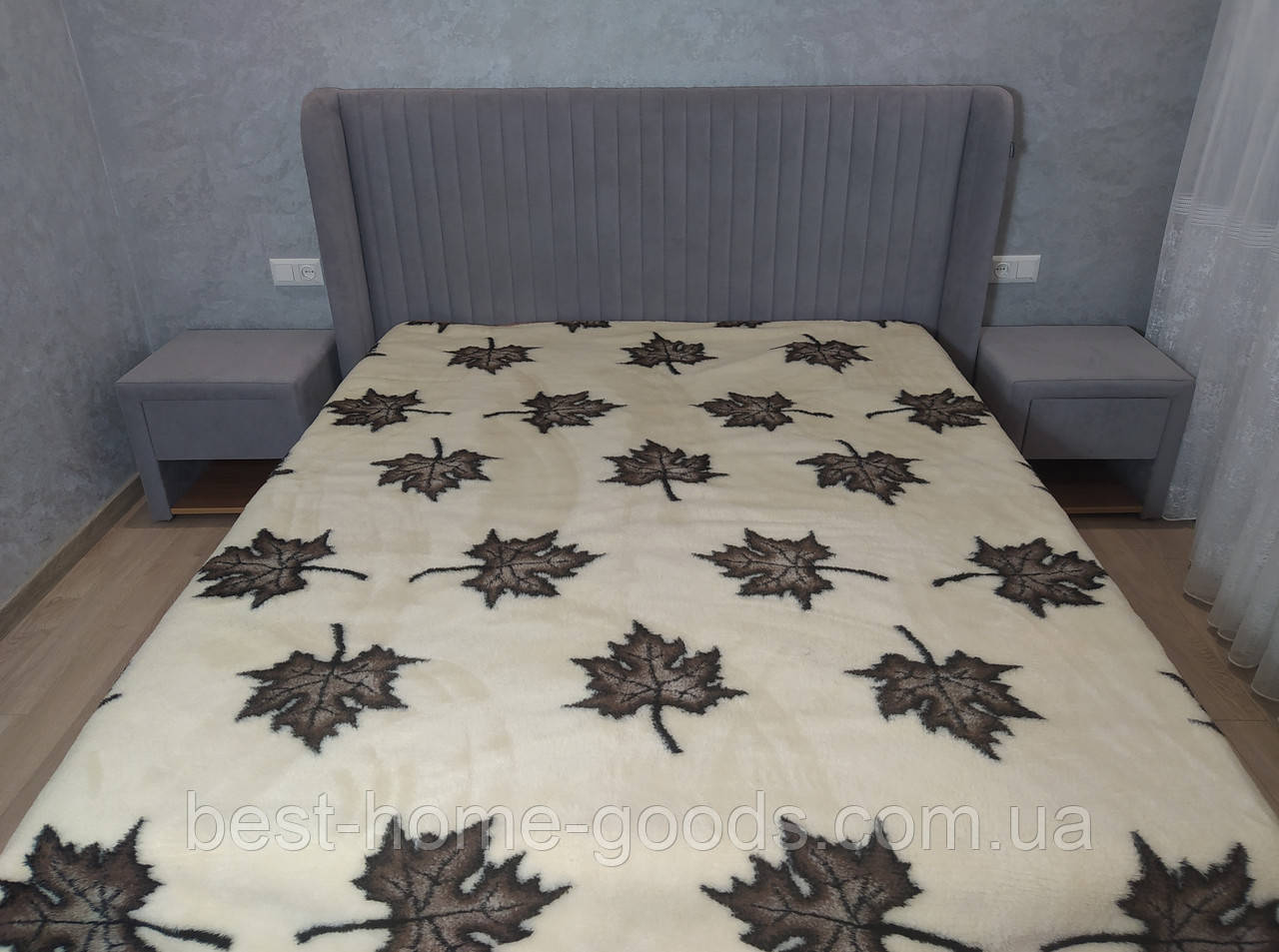 Тепла двоспальна ковдра з овечої вовни 195х217 см з малюнком клинових листків, двостороння, натуральна вовняна ковдра, фото 1