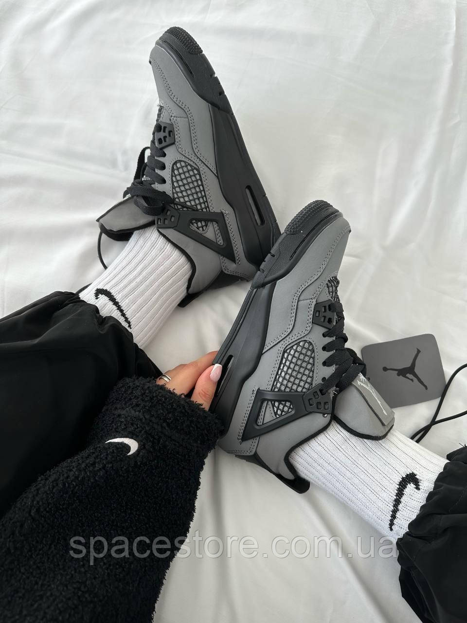 Jordan 4 hotsell cactus jack grey