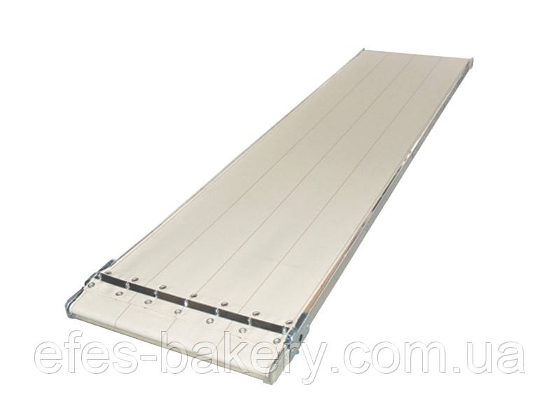 Посадник хліба у подову піч