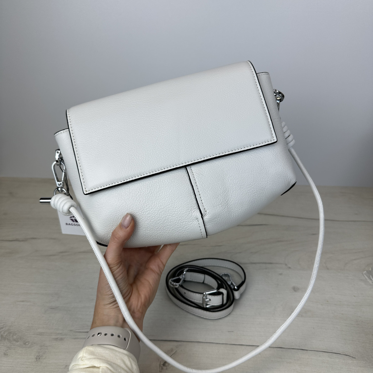 Шкіряна сумка форма півмісяць із клапаном С67-КТ-3059 Біла, фото 1