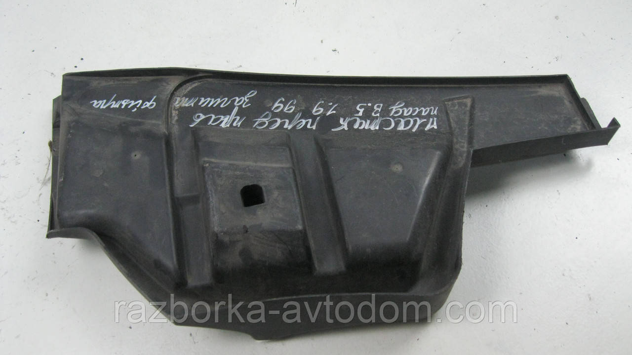 Кришка салонного фільтра VW Passat B5 (1997-2000) OE:3B1819537