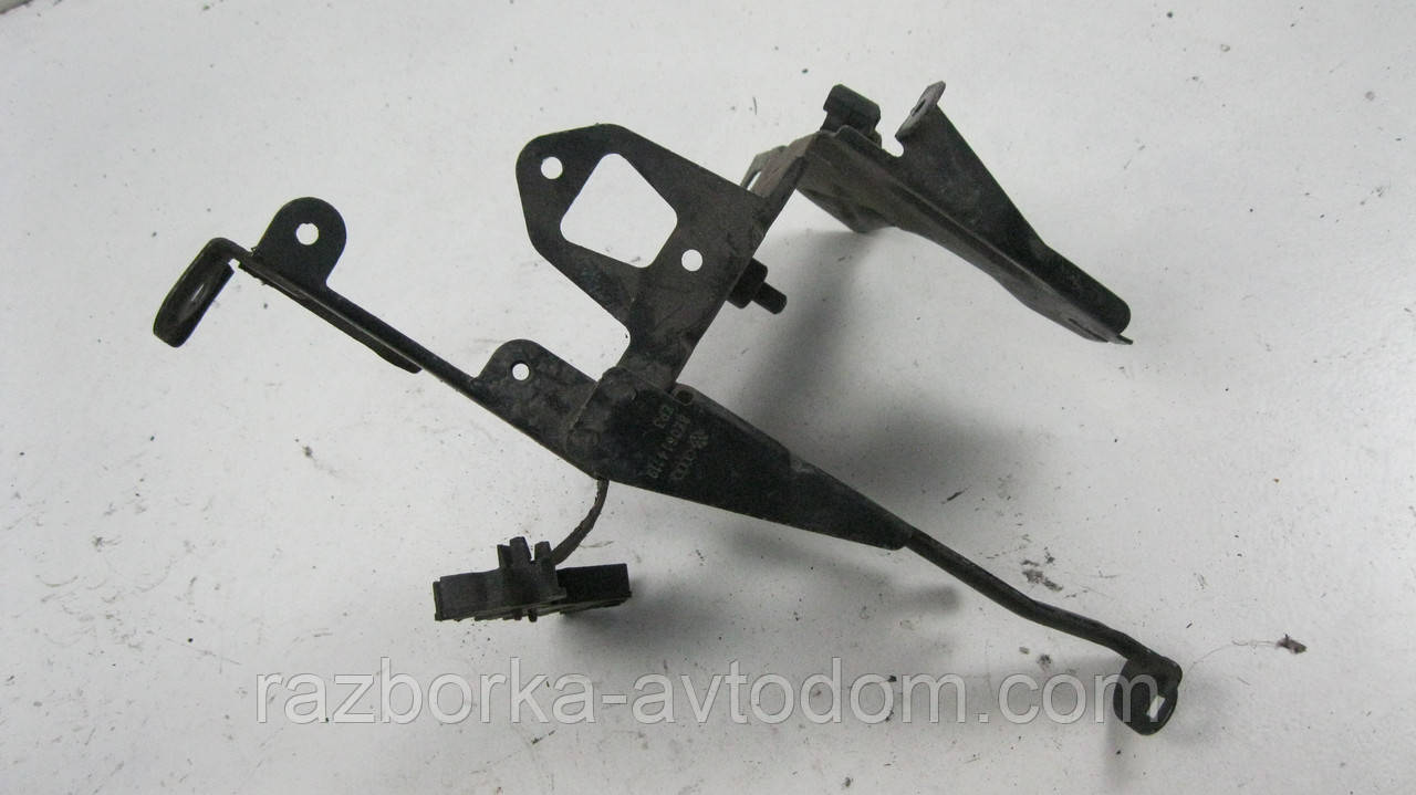 Кронштейн кріплення блока ABS VW Passat B5 (1997-2000), Audi A4 B5 (1996-2000) OE:3E0614119