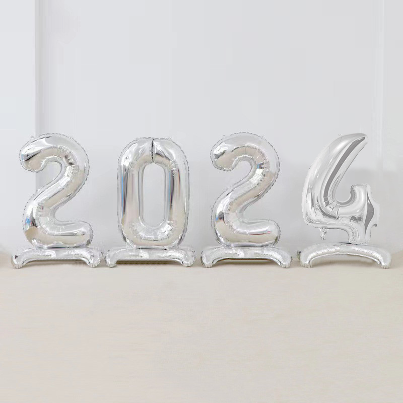 Фольговані надувні кульки на підставці 2024 | Срібло