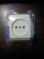 Розетка 1 накладна