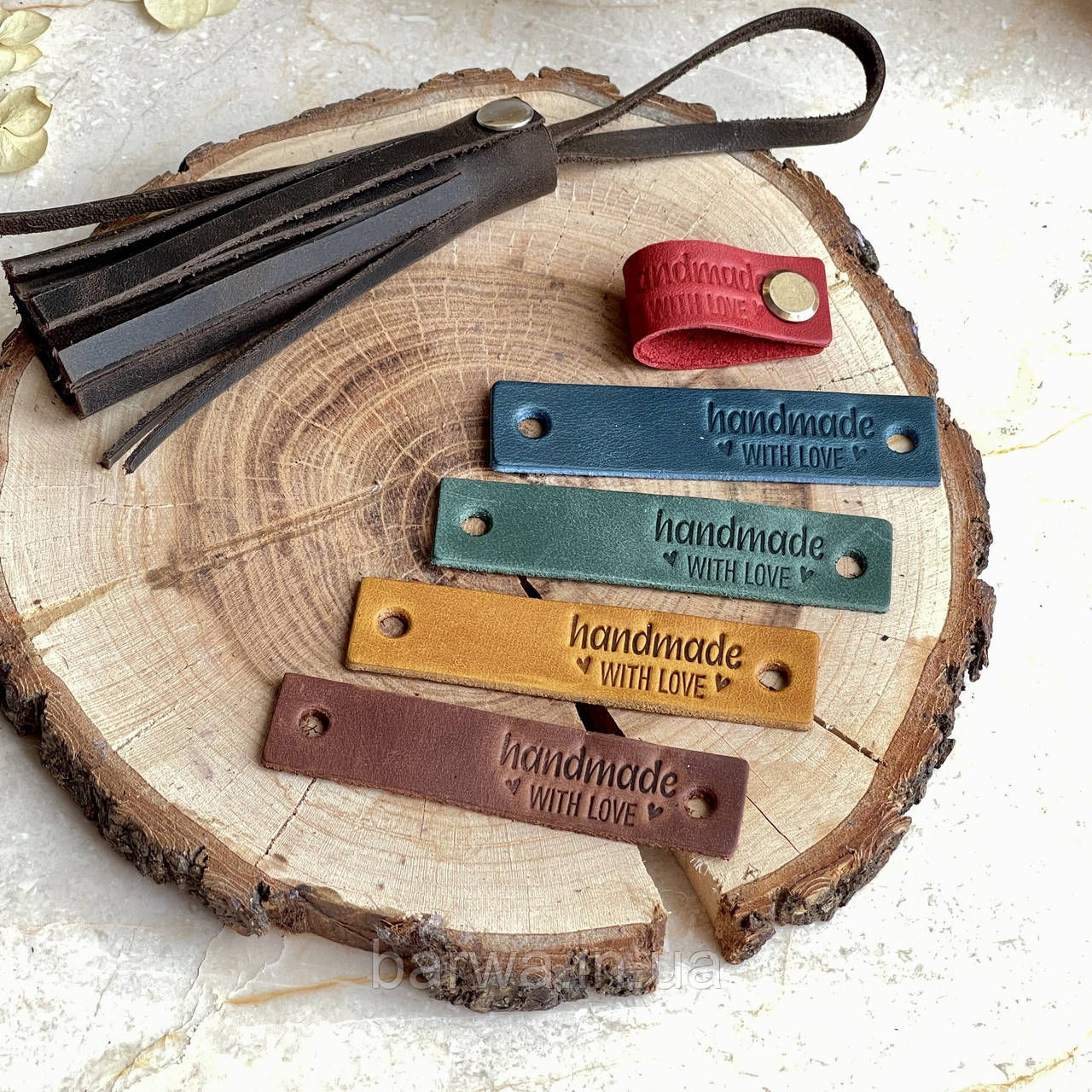 Шкіряна бірка HAND MADE WITH LOVE 7х1,5 см