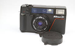 Nikon L35 AD  Nikon 35mm f2.8 Lens