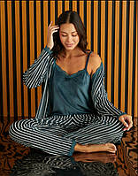 Комплект халат и пижама из велюра размером L (48-50), майка, штаны, одежда для сна
