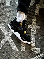 Чоловічі кросівки Nike Air Jordan 4 Retro "Royalty"