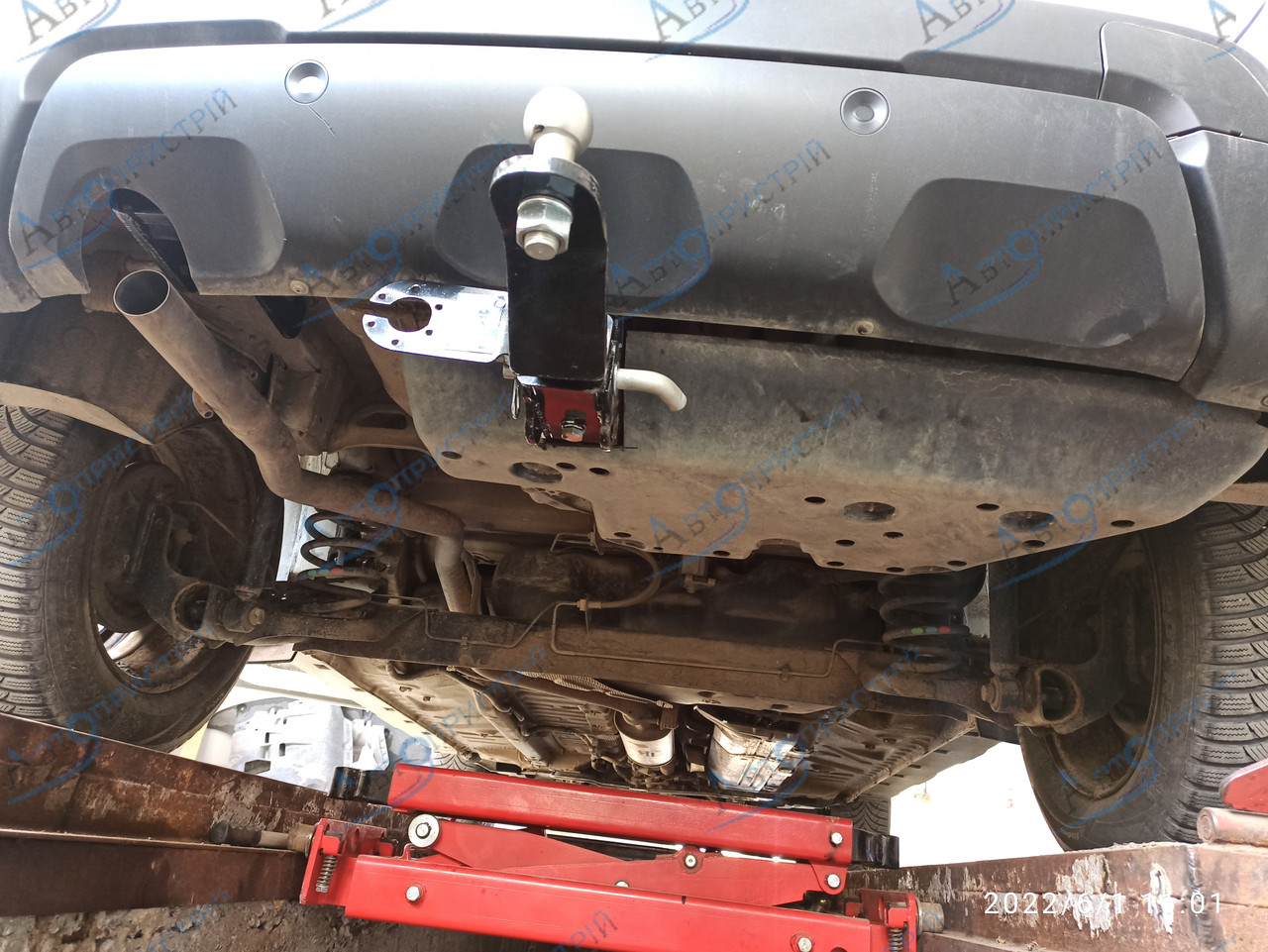 Фаркоп - Renault Duster 1, 2 Універсал (2009-2018), (2018--) вставка під квадрат, фото 1