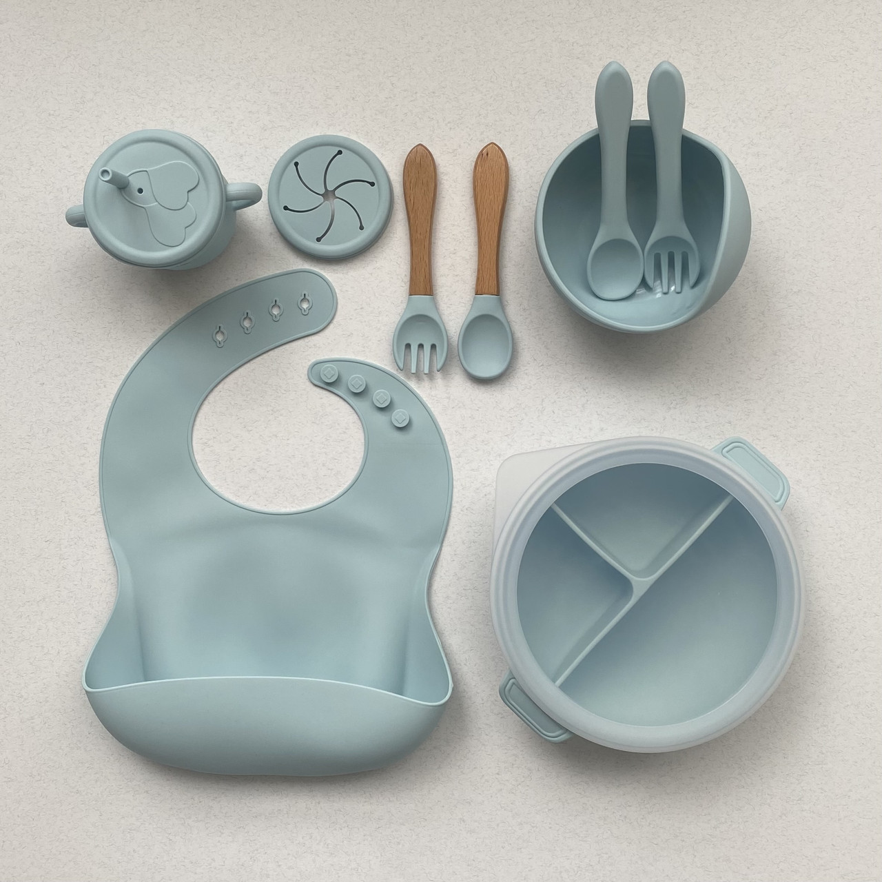 Набір дитячого силіконового посуду для першого прикорму на присосках, 9 предметів