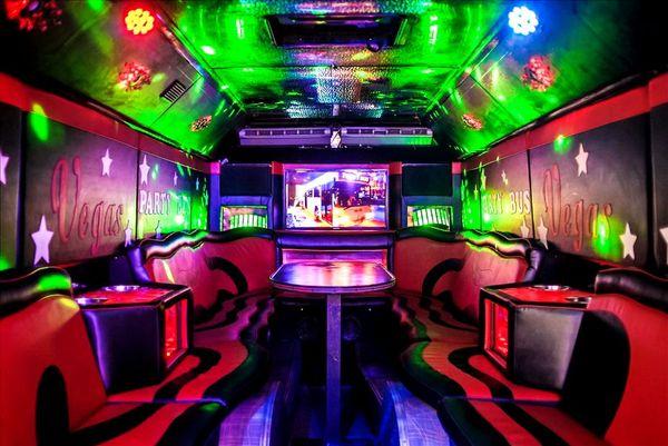 Лимузин автобус Party Bus Vegas пати бас аренда - фото 6 - id-p2012045185
