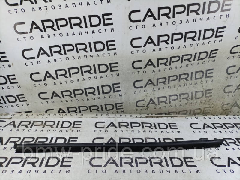 Молдинг скла внутрішній Opel Insignia A 2.0 DTH 2012 перед. (б/у)