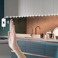 Гибкая LED лента светильник с сенсором на взмах руки для подсветки кухни шкафов полок, 2м USB белый 6000К
