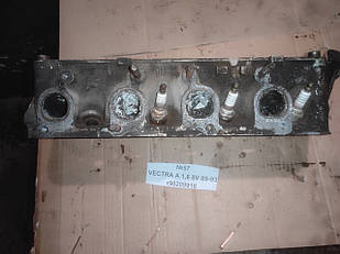 No57 Головка блока циліндрів 1,6 8 V 90209918 Opel Vectra A 1,6 8V