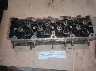 No58 Головка блока циліндрів 2,0 8 V (ГБЦ) r90209896 Opel omega a vectra 89-96