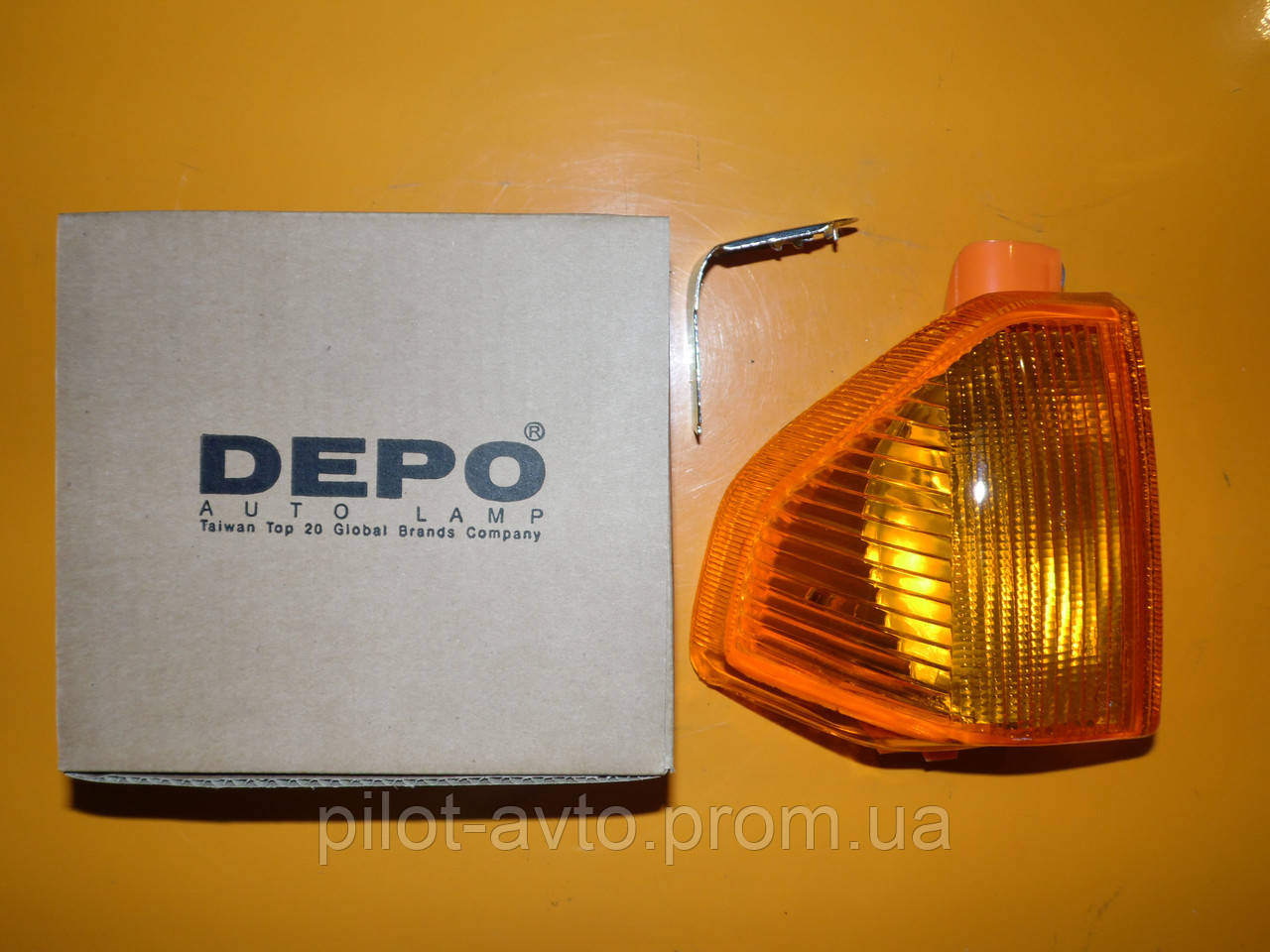 Ліхтар покажчика повороту лівий Depo 431-1520R-UE Ford orion escort III I