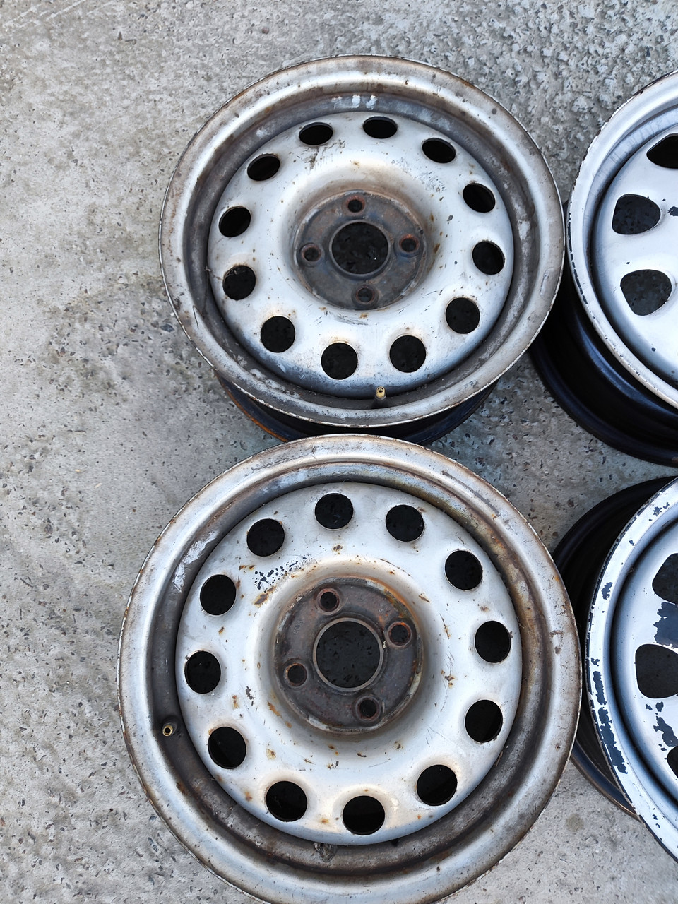 Пара дисків 4/100/14 , 6J,ET38,CO57,1 VW орігінал