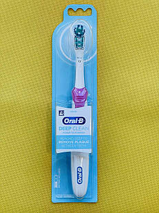 Зубна щітка Oral-B Deep Clean, 3D White B1010 рожева