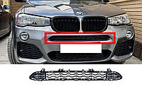 Решетка переднего бампер центральная верхняя M-Paket на BMW X3 F25 / X4 F26