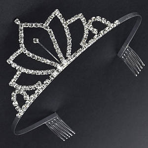 Діадема корона срібляста на металевому тонкому обідку з гребінцями паличка з білими стразами висота 5.5 см