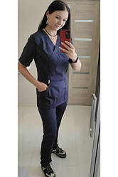 Жіночий медичний костюм темно синього кольору