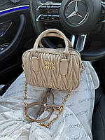 Женская сумка Miu Miu (бежевая) стильная удобная повседневная сумочка Gi8606