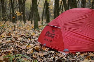 Двомісний намет Tramp Cloud 2 Si Red | Ультралегка трекінгова компактна палатка для піших походів з 2 входами і 2 тамбурами, фото 3