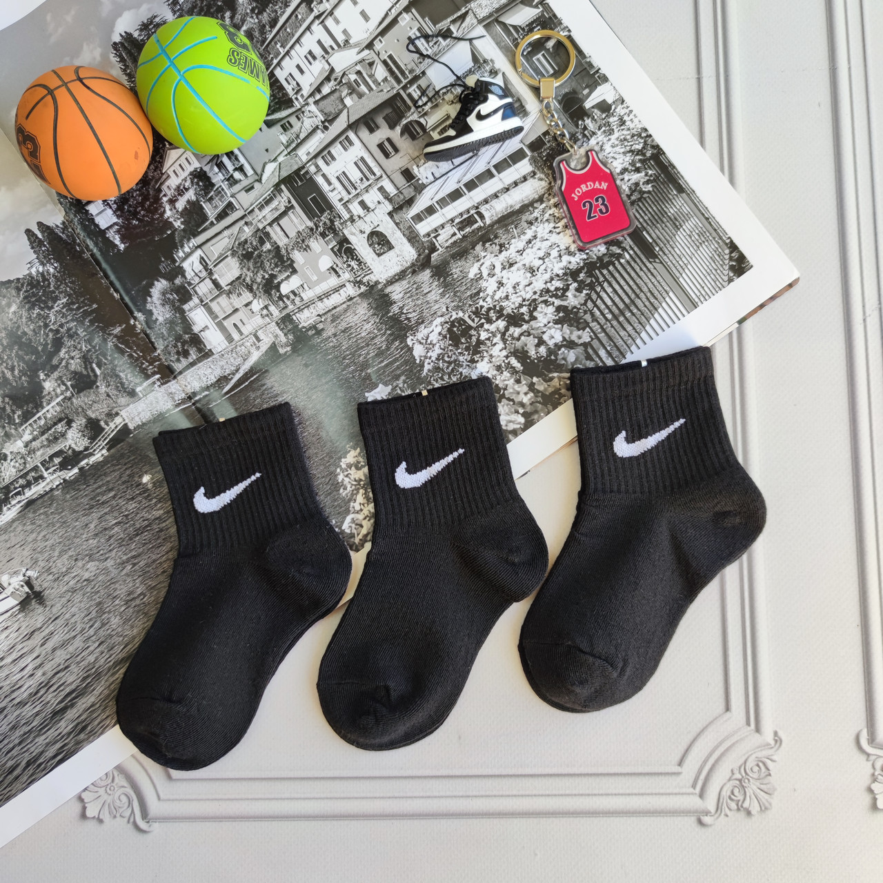 Дитячі чорні бавовняні шкарпетки Nike
