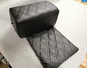 Дитяча підставка-пуф на перукарське крісло для стрижки на замовлення в будь-якому кольорі