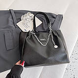 Сумка шопер з декоративним ланцюжком жіноча чорна, фото 2