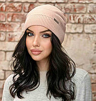 В'язана шапка "Стейсі" колір пудра